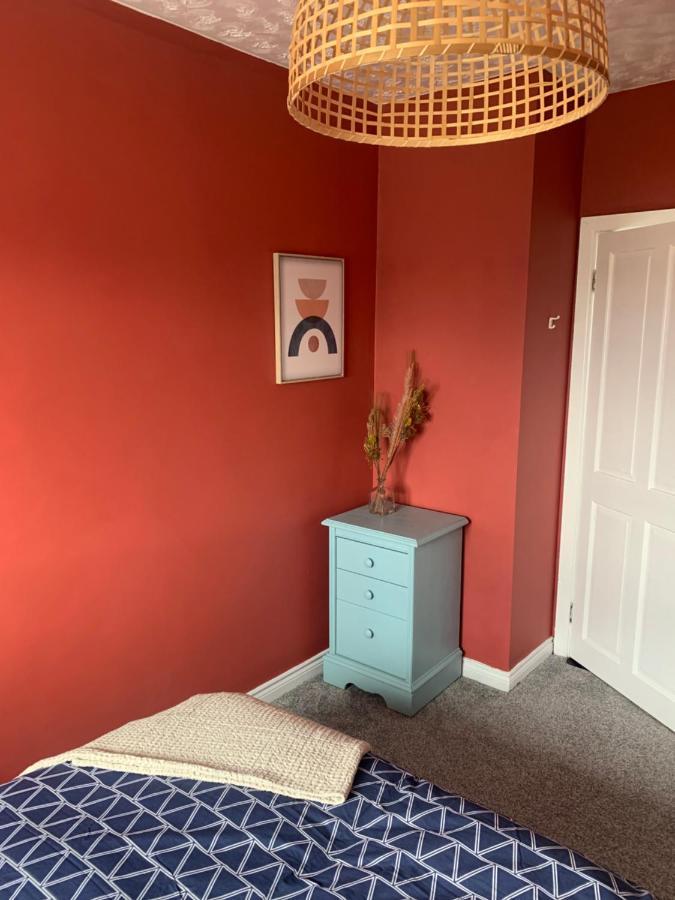 La Brisa-Fully Refurbished, Perfect Local Villa Portrush Luaran gambar