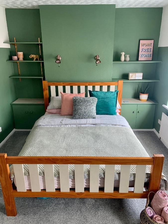 La Brisa-Fully Refurbished, Perfect Local Villa Portrush Luaran gambar